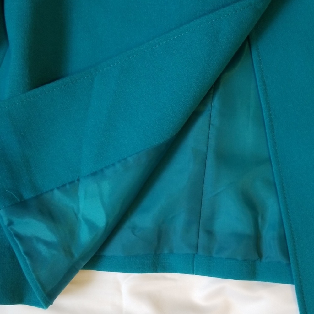 jacket - Picture 2 of 7